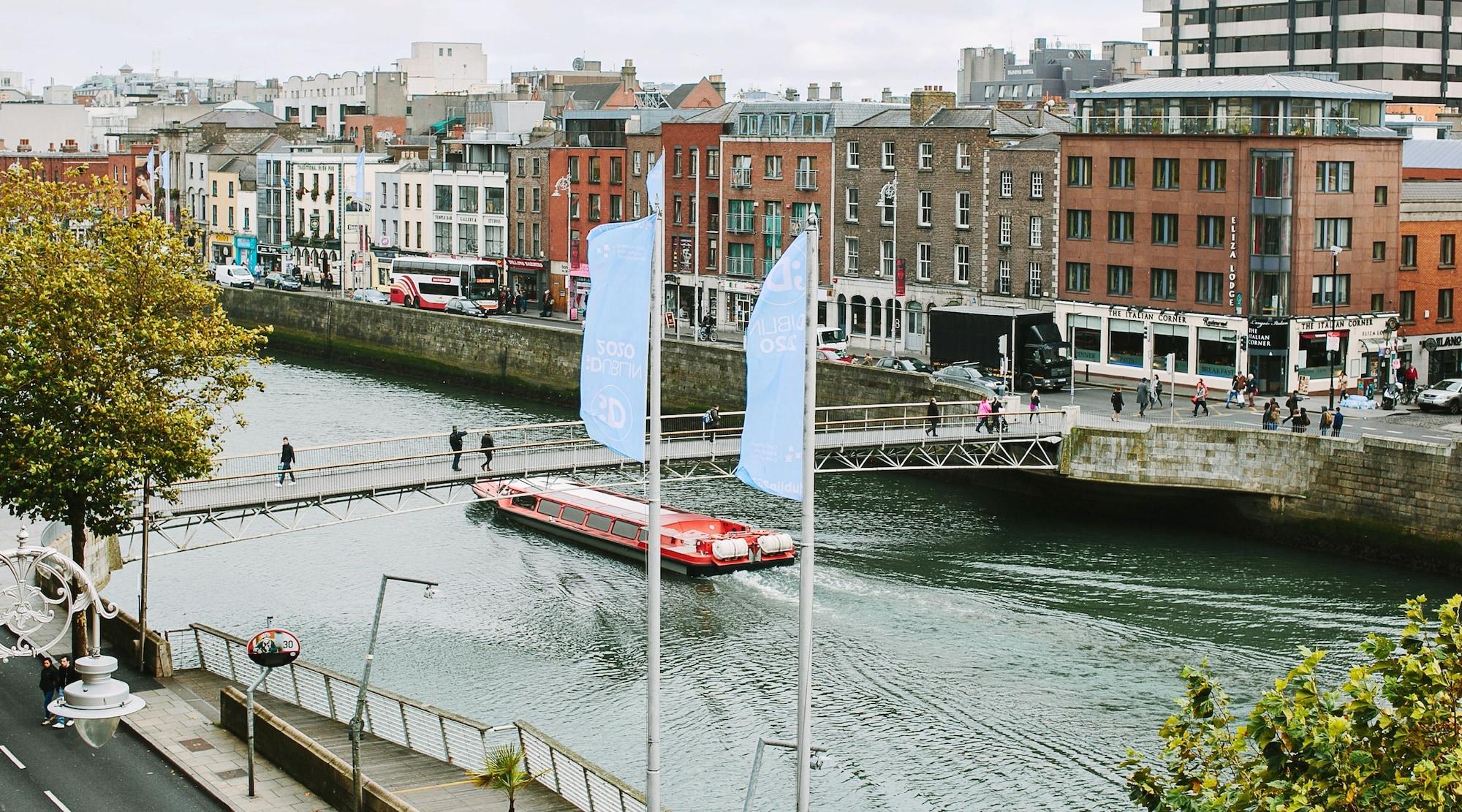 Готель The Morrison Dublin, Curio Collection By Hilton Екстер'єр фото The Liffey in Dublin