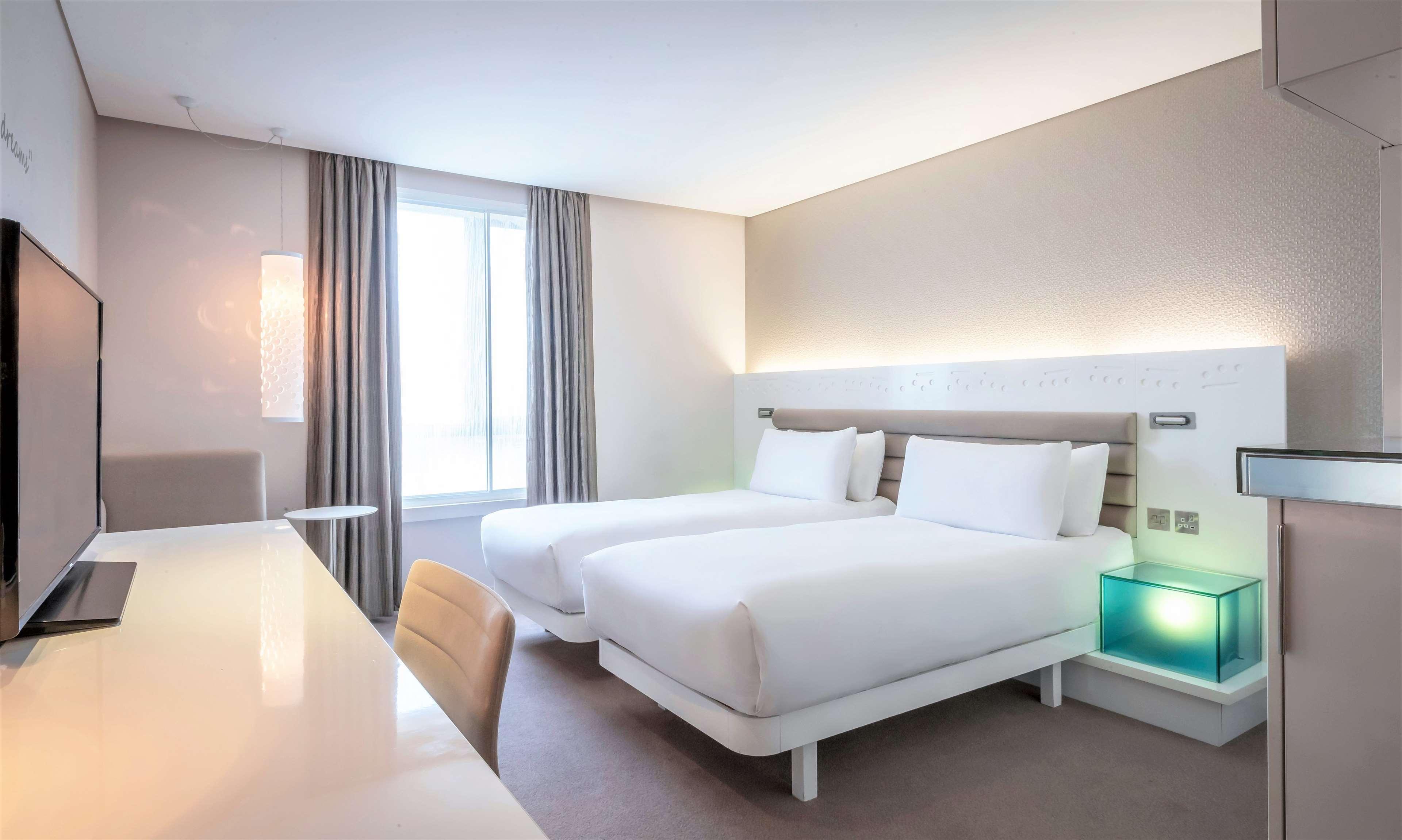 Готель The Morrison Dublin, Curio Collection By Hilton Екстер'єр фото A room at the hotel