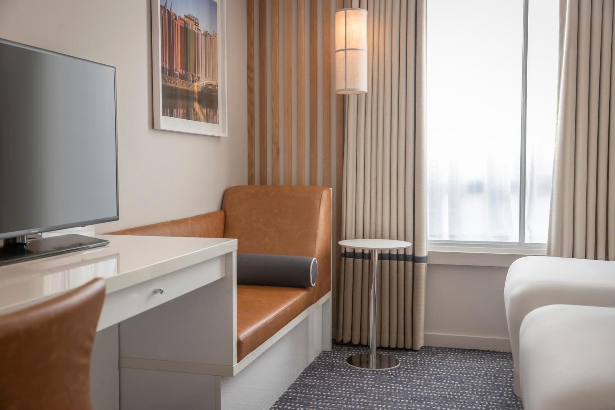 Готель The Morrison Dublin, Curio Collection By Hilton Екстер'єр фото